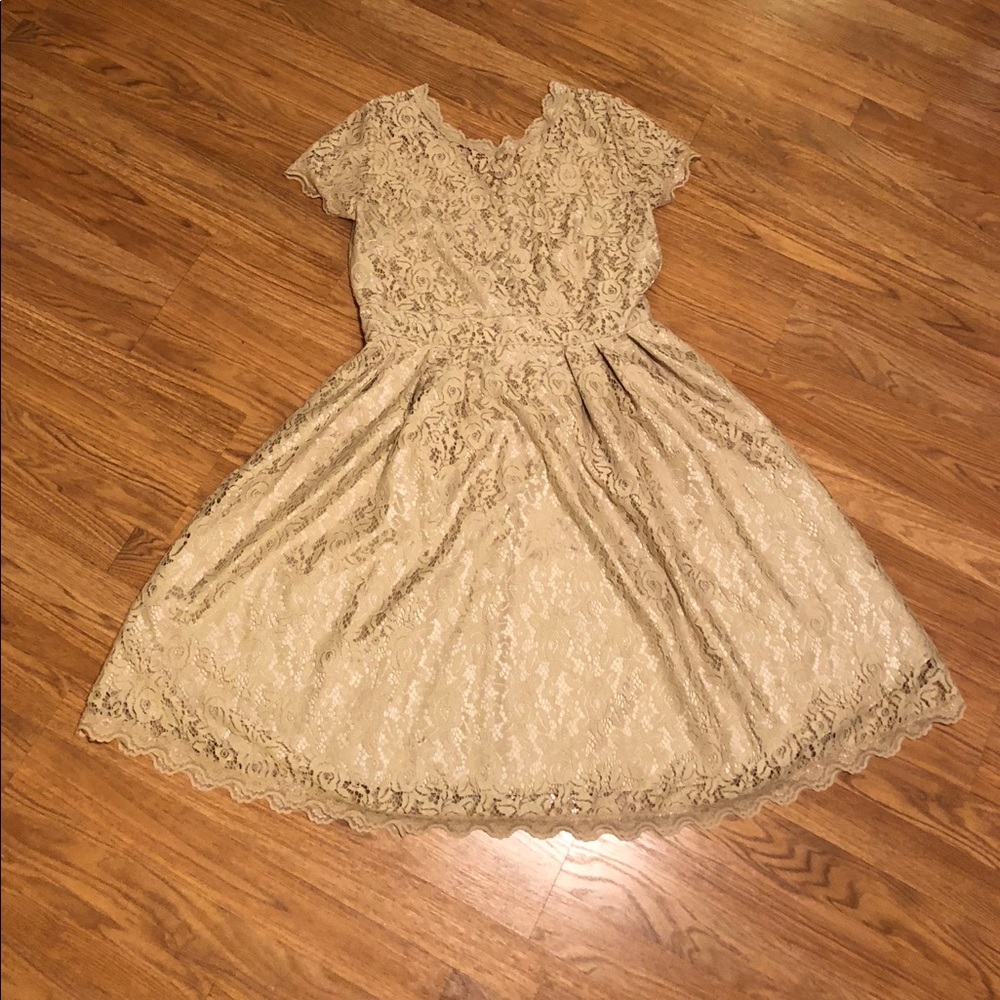 Vintage Styled Lace Dress